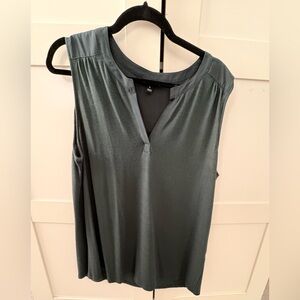 41 Hawthorne split neck, multi fabric blouse. Women’s XL